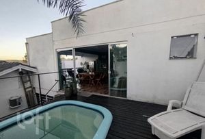 Image 19 - 881627