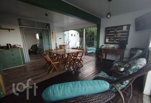 Image 9 - 881627
