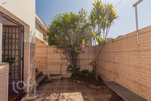 Image 41 - 881631
