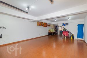 Image 46 - 881631