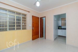 Image 11 - 881633