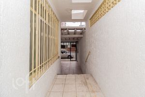 Image 3 - 881633