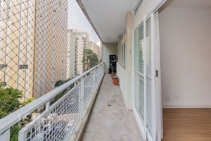Image 4 - 881634