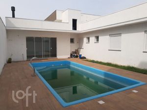 Image 13 - 881637
