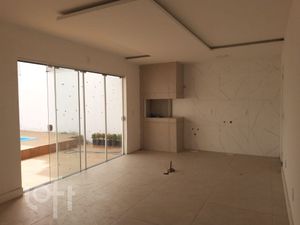 Image 8 - 881637