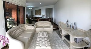 Image 21 - 881655