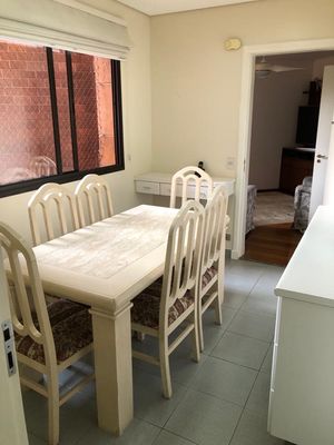 Image 36 - 881655