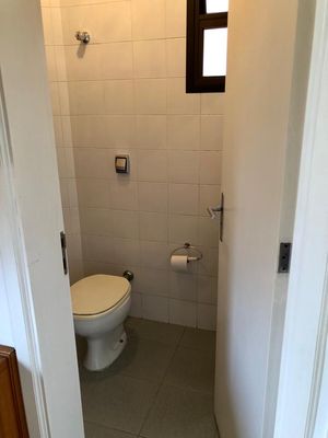 Image 3 - 881655