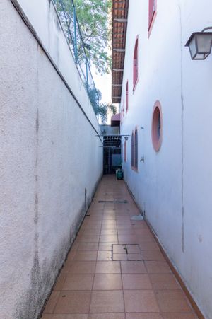 Image 46 - 881656