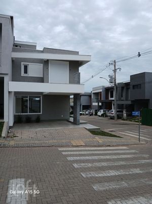 Image 5 - 881660