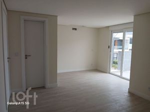 Image 33 - 881660