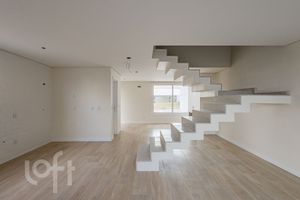 Image 4 - 881660