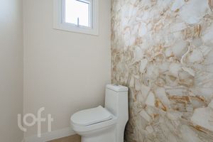 Image 7 - 881660