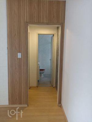 Image 7 - 881663