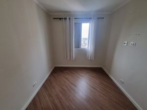 Image 3 - 881669