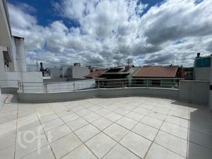 Image 17 - 881673