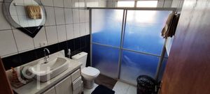 Image 8 - 881674