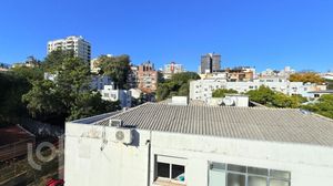 Image 28 - 881680