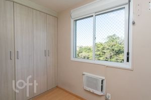 Image 8 - 881681