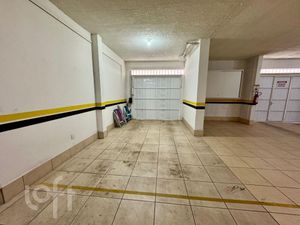 Image 19 - 881683