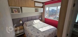 Image 9 - 881693
