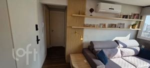 Image 1 - 881693