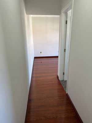 Image 34 - 881703