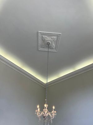 Image 10 - 881703