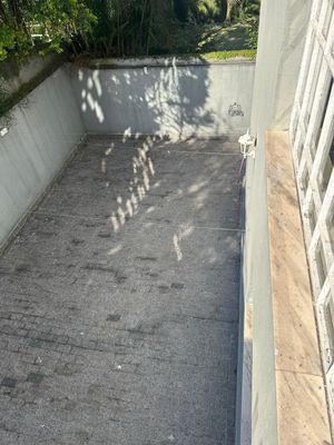 Image 65 - 881703