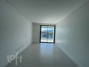 Image 36 - 881712