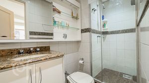Image 24 - 881714