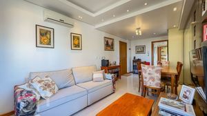 Image 3 - 881714