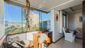 Image 31 - 881714