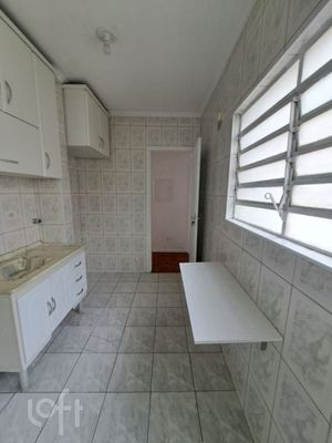 Image 3 - 881726