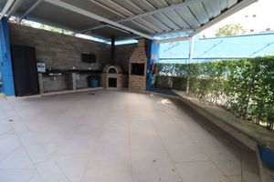 Image 18 - 881727