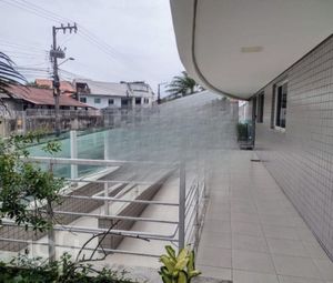 Image 18 - 881743
