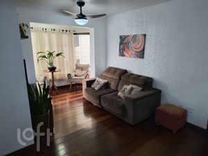 Image 9 - 881744