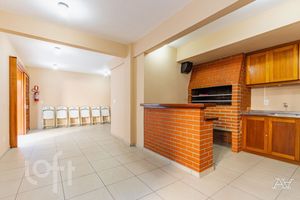 Image 30 - 881744