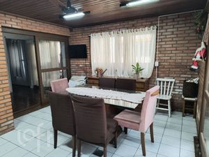 Image 3 - 881744
