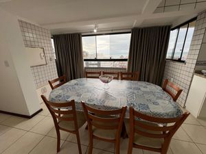 Image 9 - 881746