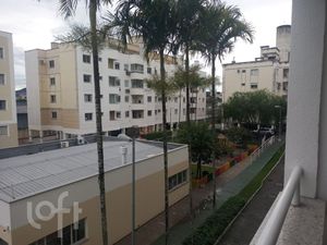 Image 11 - 881752