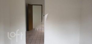 Image 7 - 881753