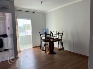 Image 3 - 881756