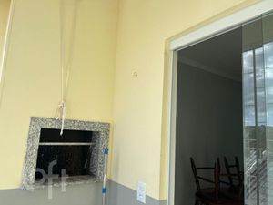Image 22 - 881756