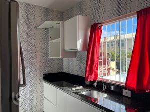 Image 18 - 881756