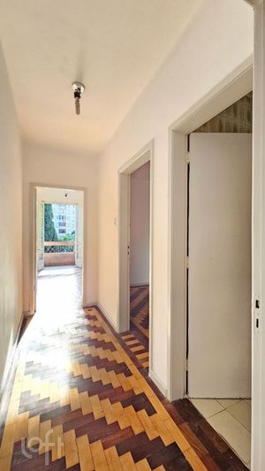 Image 9 - 881766