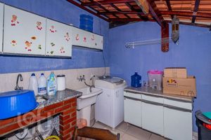 Image 13 - 881769