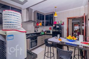 Image 9 - 881769