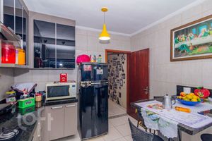 Image 8 - 881769