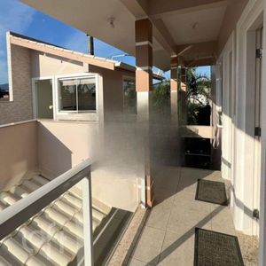 Image 15 - 881772